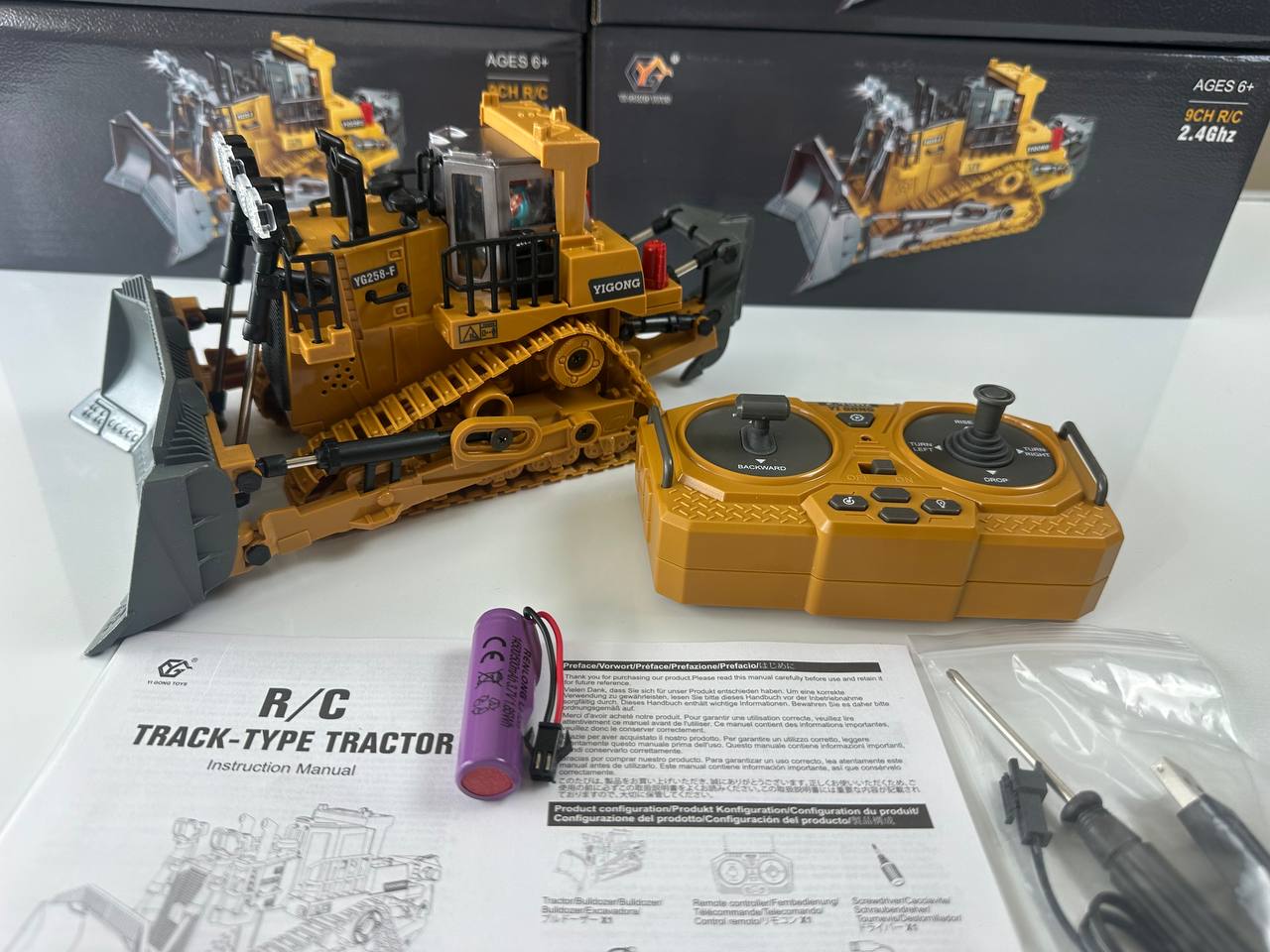 L2LIFE RC Bulldozer 9CH 2.4GHz Remote Control Track-Type Construction Toy Vehicle for Kids Ages 6+